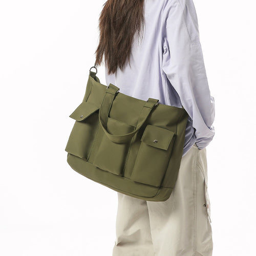 Practical everyday bag with multifunctional compartments Bowlift