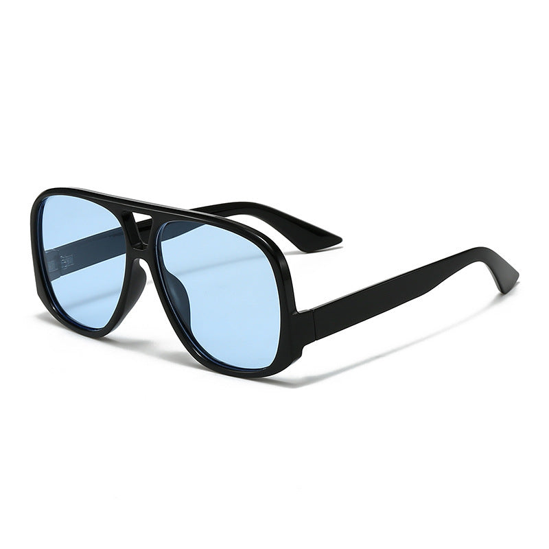 Women trendy oversized sunglasses in modern tortoiseshell pattern Bowlift