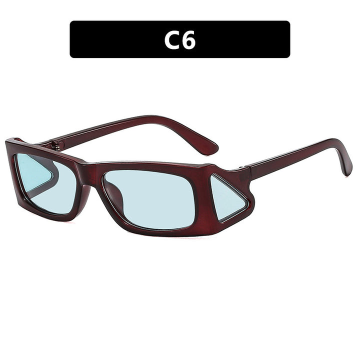 Ladies extravagant sunglasses in geometric design Bowlift
