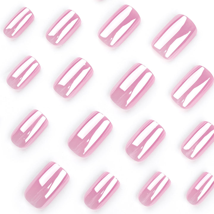 Artistic Nail Extensions with Shimmering Effect Bowlift