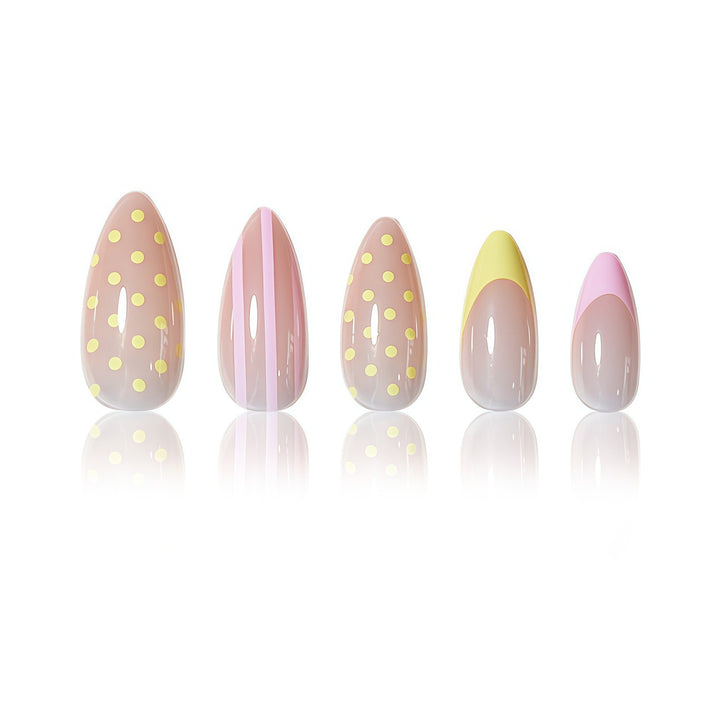 Artistic Polished Nail Art Extensions Bowlift