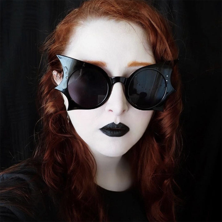 Women extravagant Cat-Eye sunglasses with striking frame Bowlift
