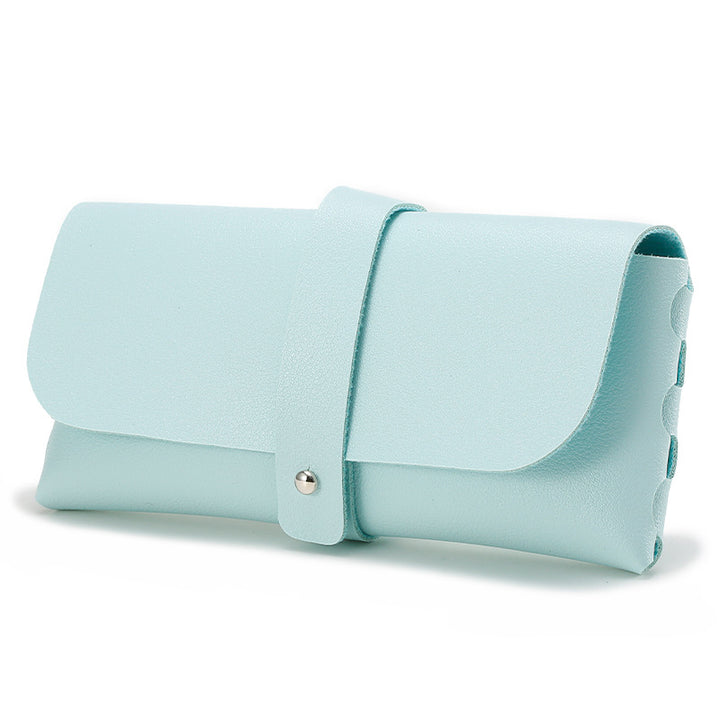 Chic Minimalist Leather Wallet Bowlift