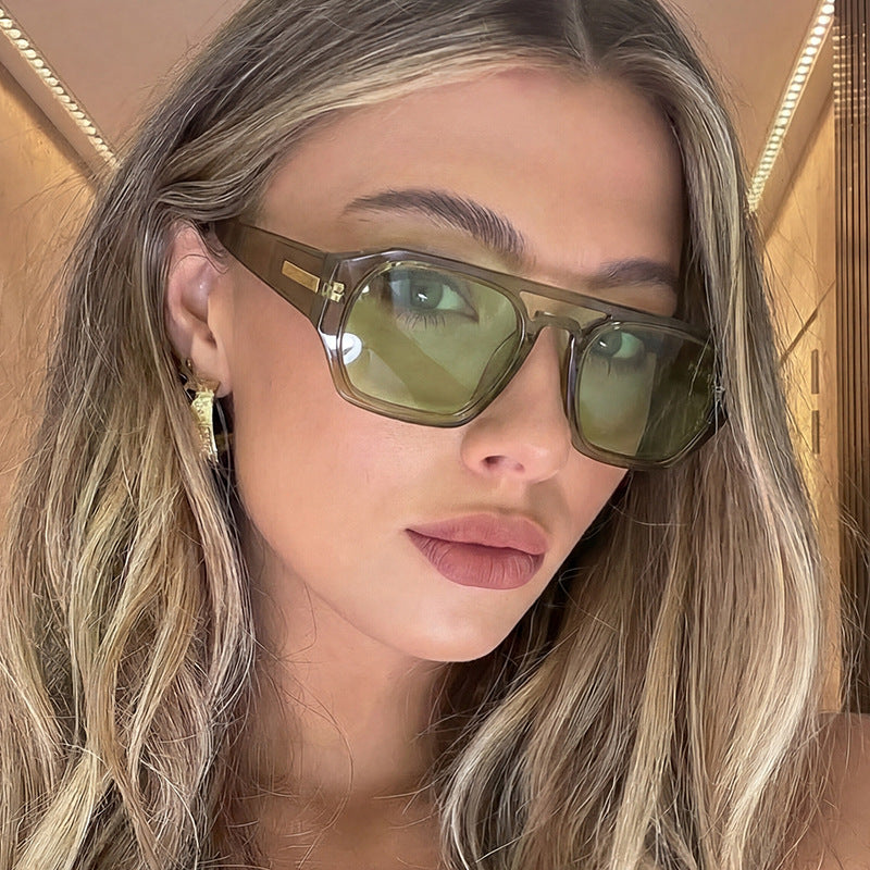 Women’s fashionable rectangular glasses with elegant metal accent Bowlift