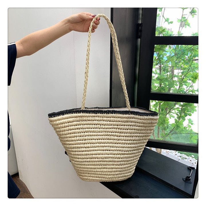 Handmade beach bag with wide bottom and sturdy handle Bowlift