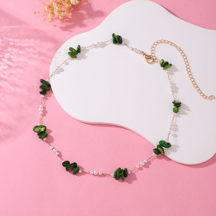 Elegant Floral Beaded Necklace Bowlift