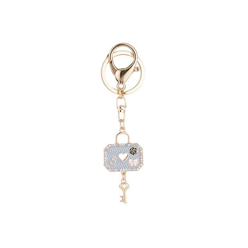 Heart-Shaped Crystal Keychain Bowlift