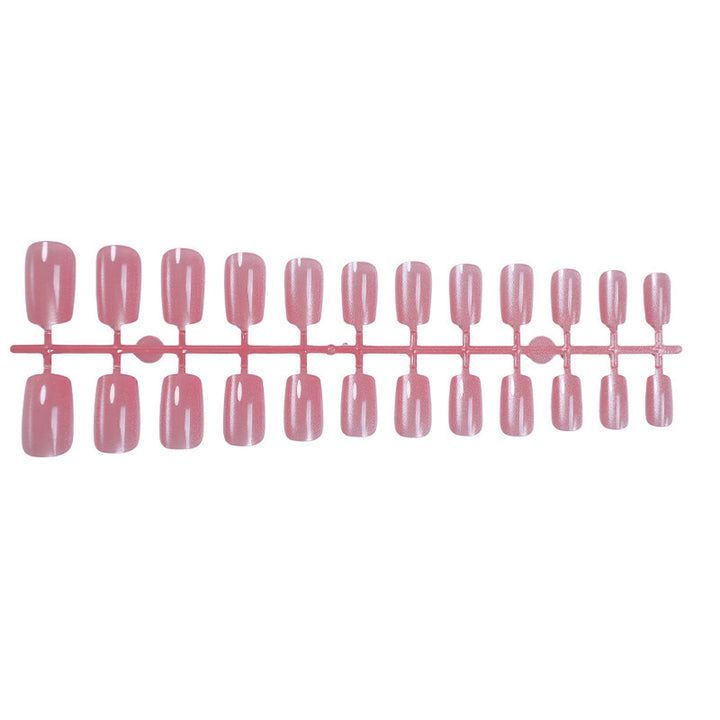 Artificial nail set with elegant shine and naturally looking finish Bowlift