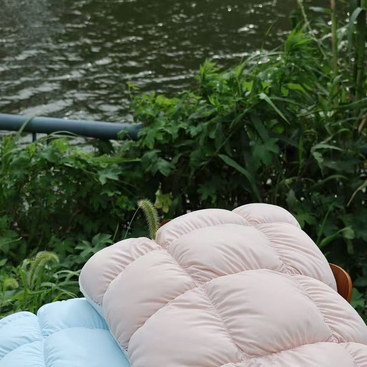 Support pillow with breathable structure Bowlift