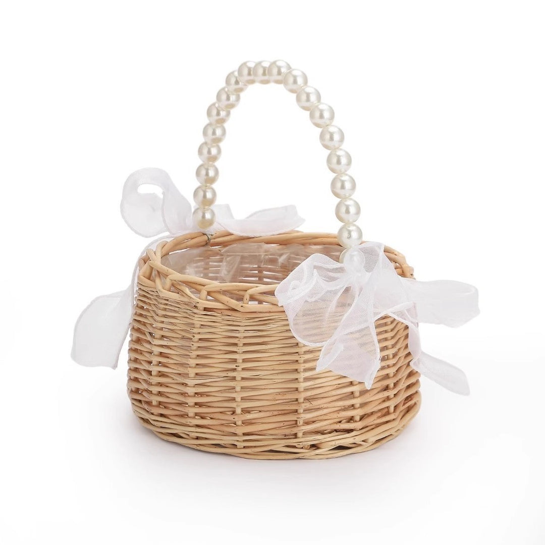 Women Decorative Basket with Pearl System and Delicate Ribbons Bowlift