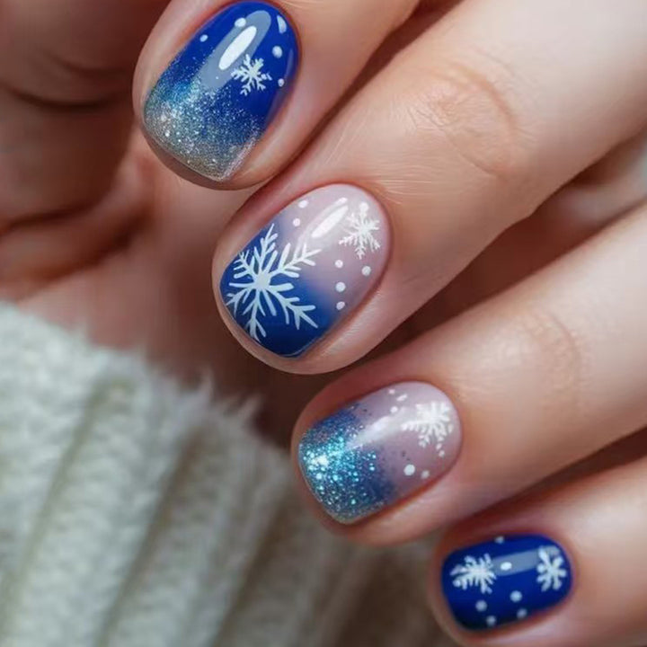 Artificial nails with Elegant Winter Landscape Design Bowlift