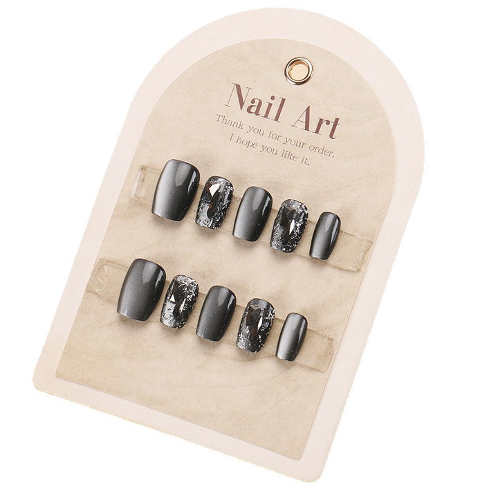 Stylish Nail Art Press-On Set Bowlift