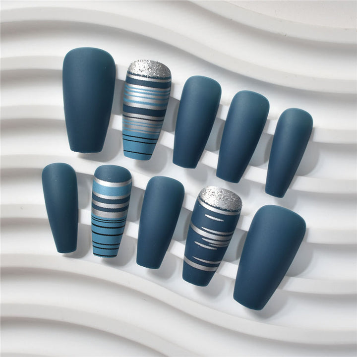 Fashionable Matte Finish Press-On Nails with Metallic Stripes Bowlift