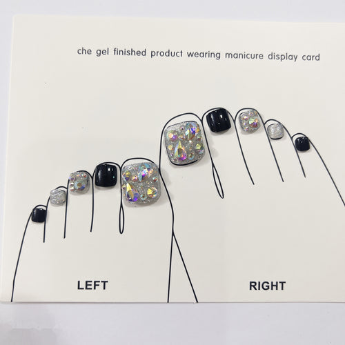 Glamorous toenails with sparkling rhinestones Bowlift