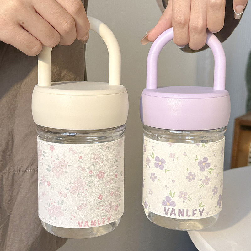 Women’s drinking cup with playful dog design Bowlift