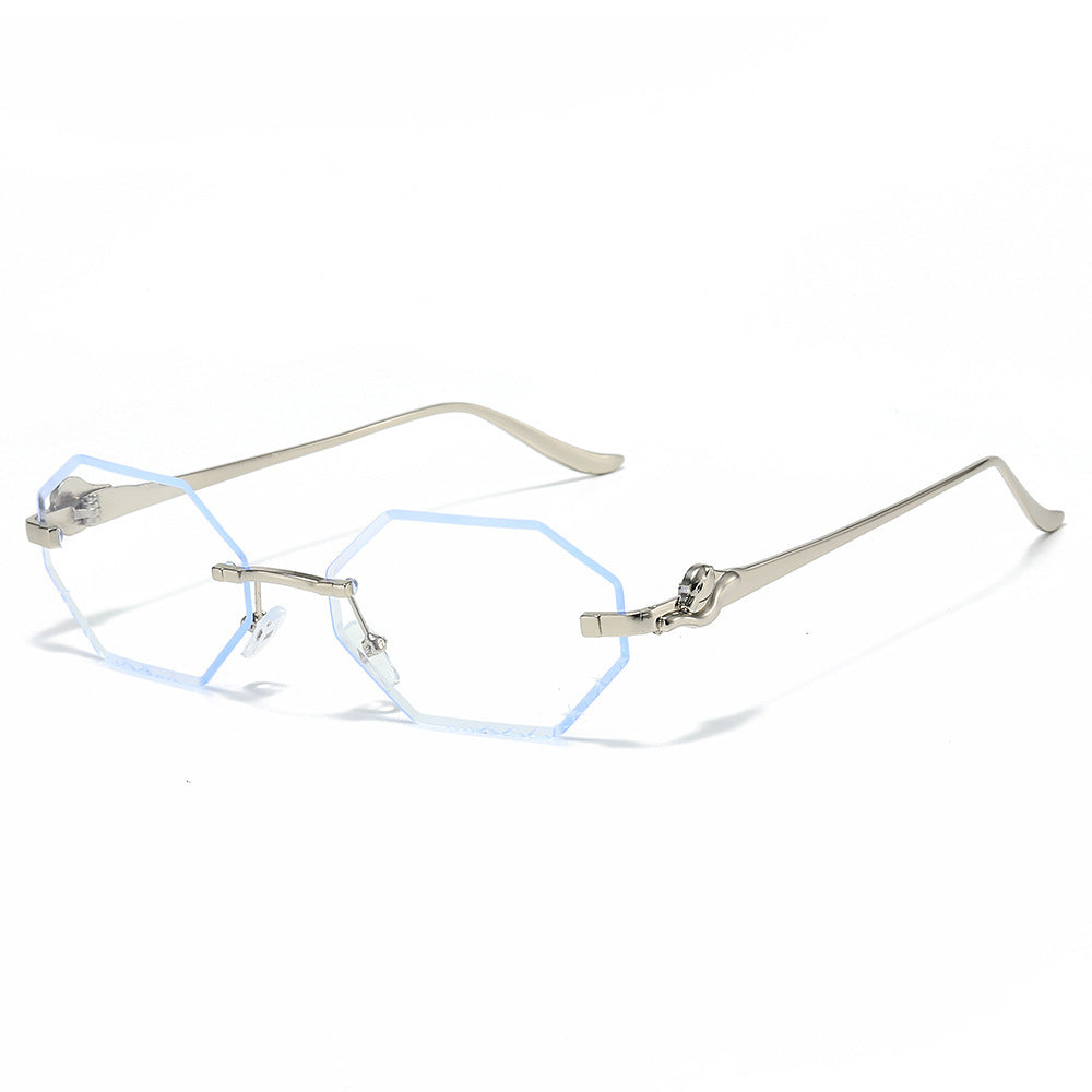 Fashion-Forward Angular Sunglasses Bowlift