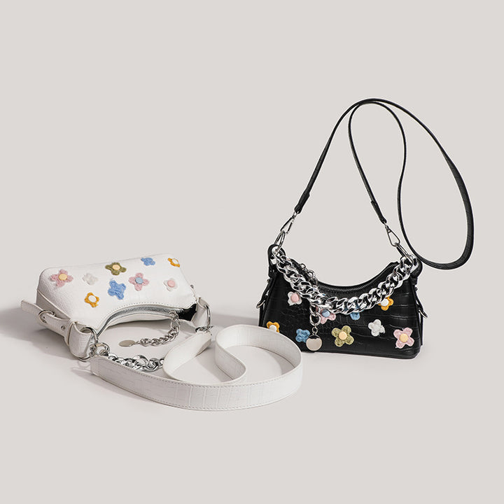 Decorative Chain Strap Handbag Bowlift