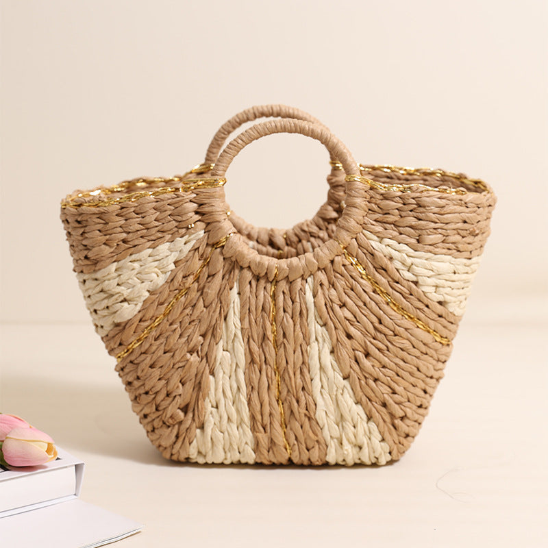 Handcrafted basket bag in modern design Bowlift
