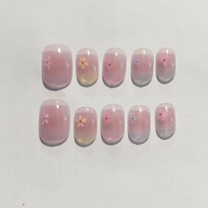 Floral-Themed Nail Art Set Bowlift