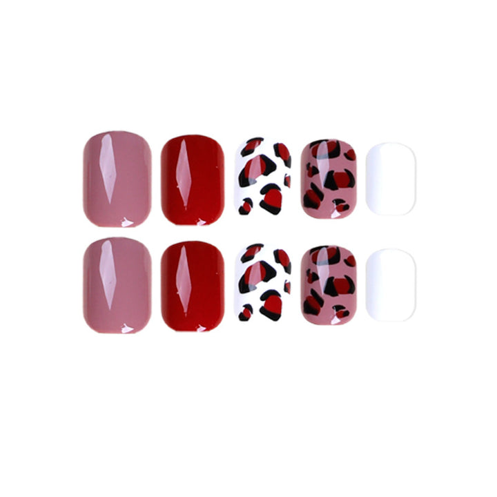 Artful Nail Art with Leopard Patterns Bowlift