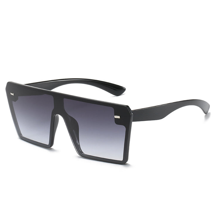 Women's Oversized Sunglasses in Futuristic Design Bowlift