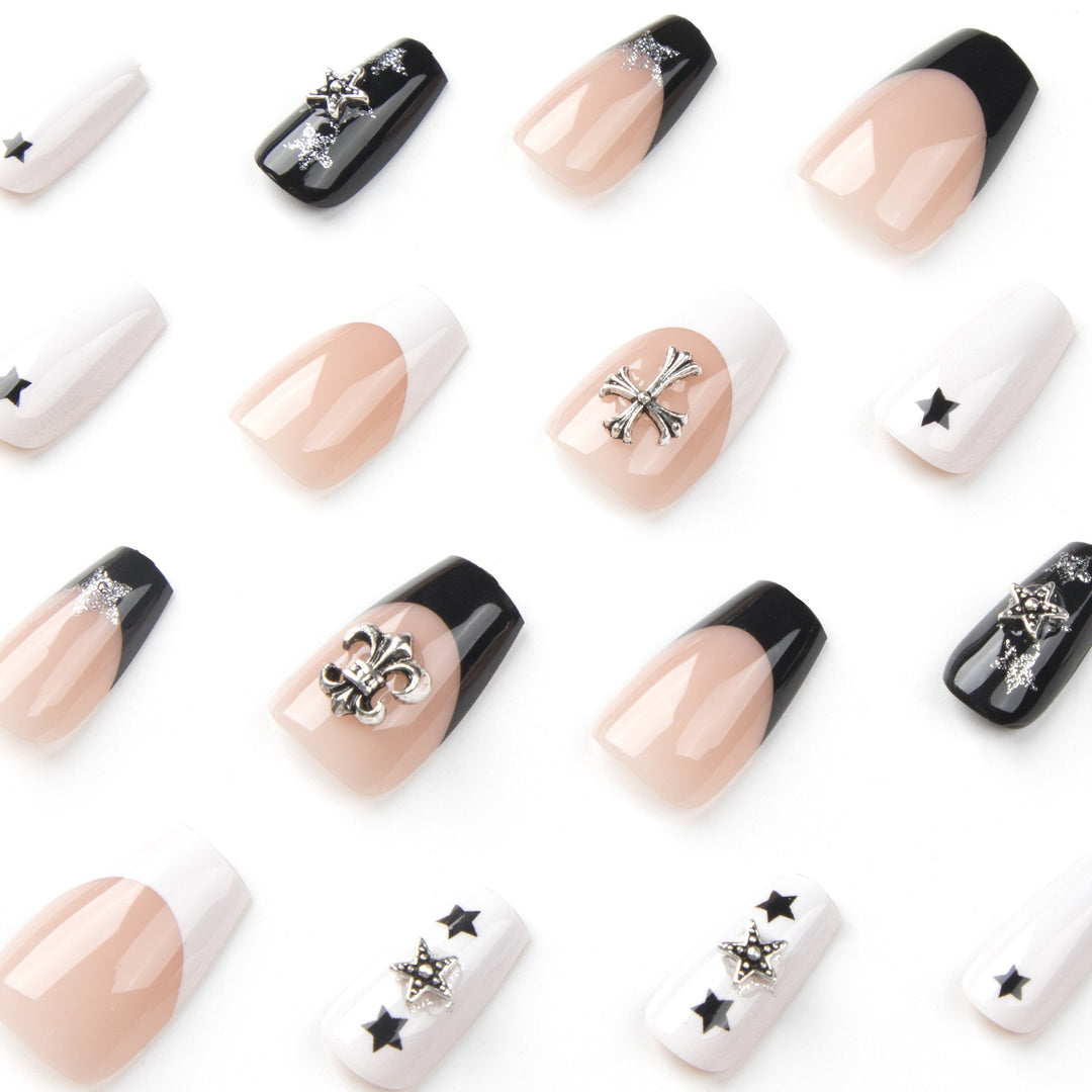 Artful nail art with star motifs and glitter accents Bowlift