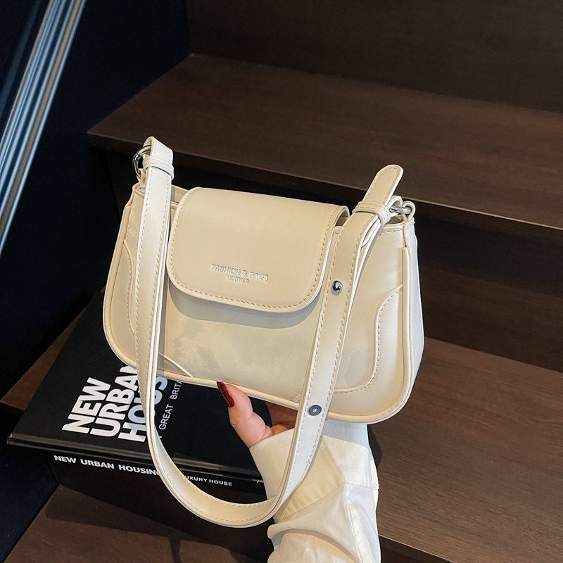 Sleek Metallic Crossbody Bag Bowlift