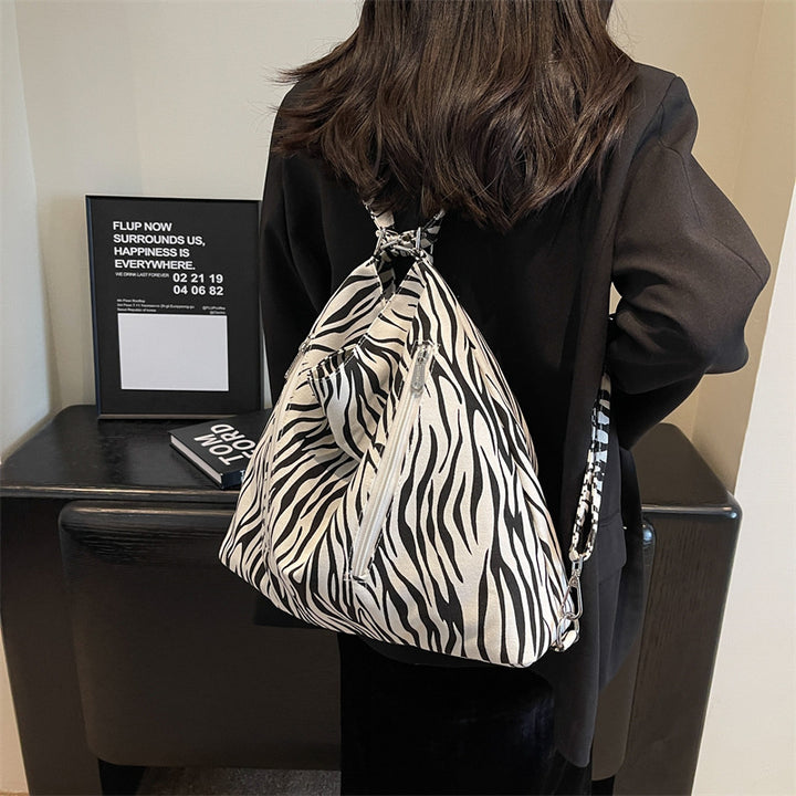 Stylish Multi-Pocket Hobo Bag Bowlift