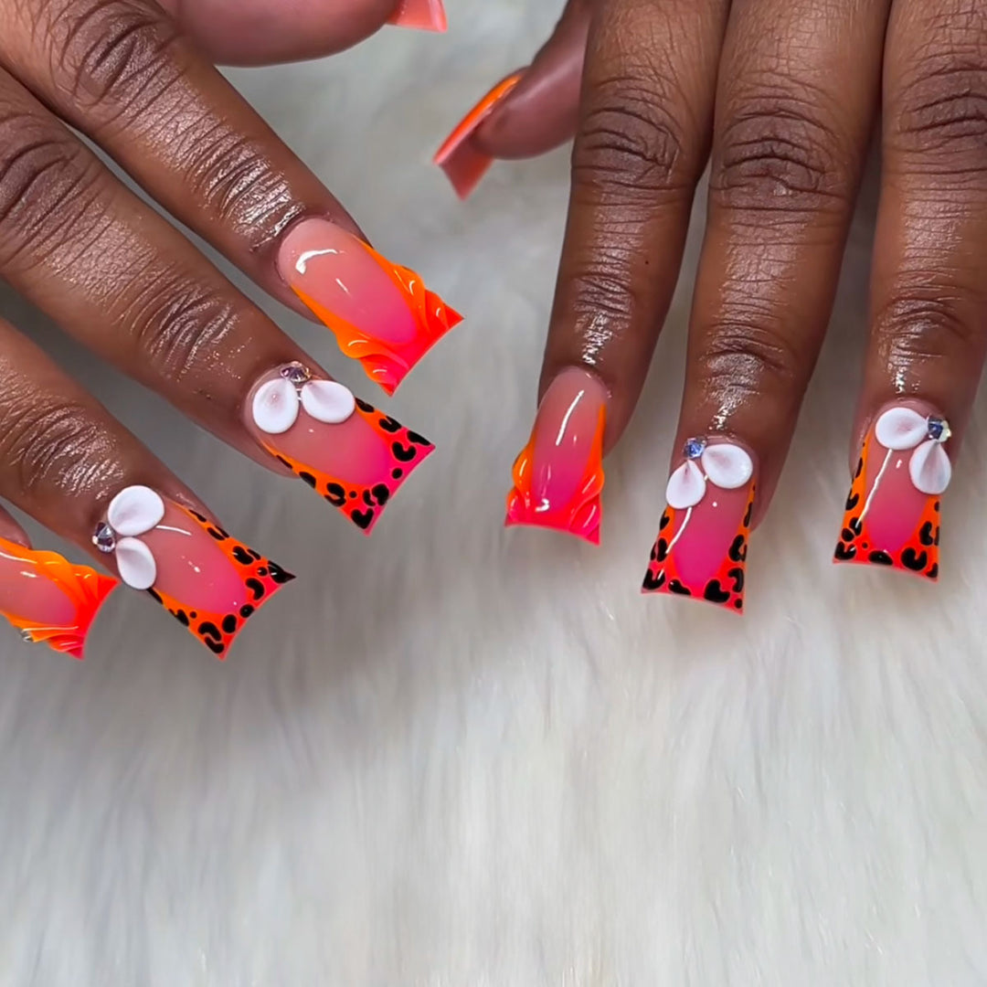 Decorative Leopard Print Press-On Nails Bowlift