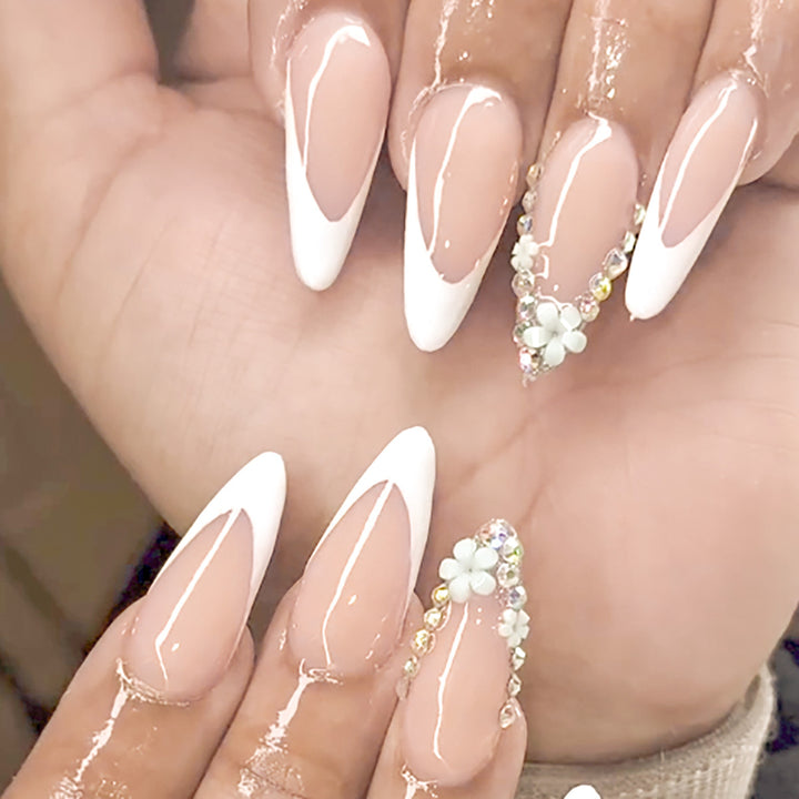 Decorative Stiletto Press-On Nails with Floral Accents Bowlift