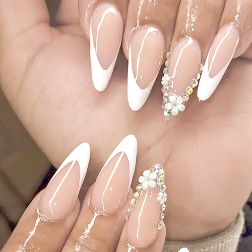 Decorative Stiletto Press-On Nails with Floral Accents Bowlift