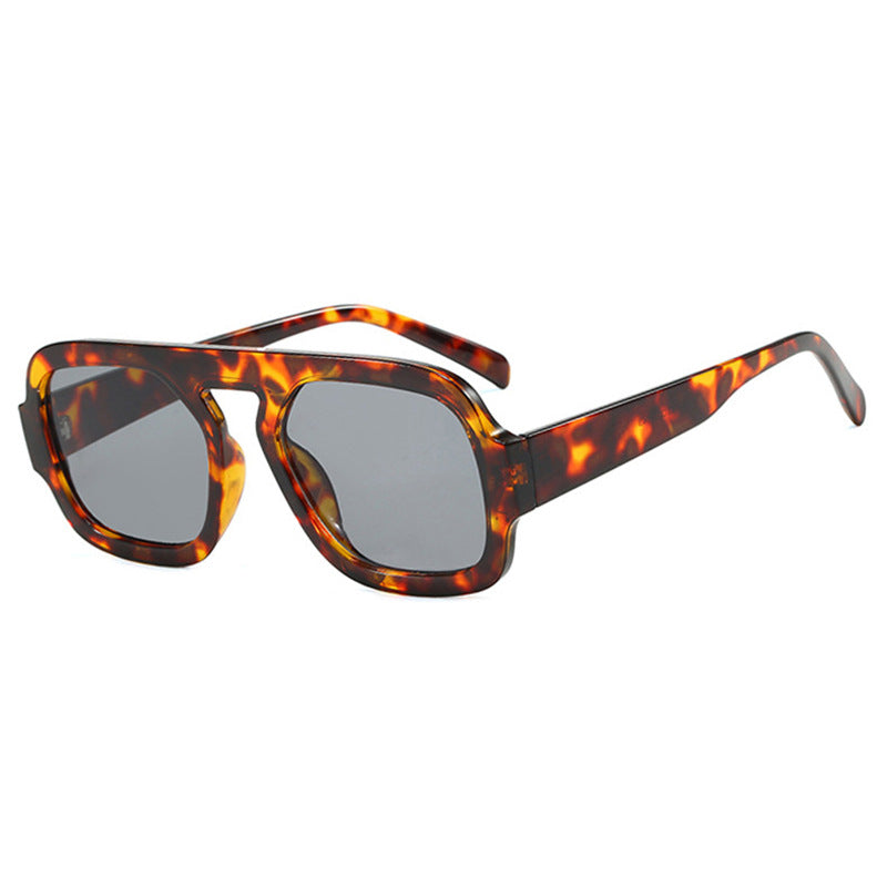 Ladies stylish square sunglasses with wide frame and UV protection Bowlift