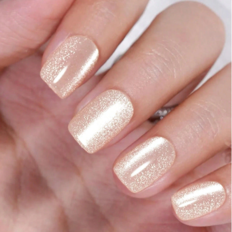 Glitter-Infused Press-On Nail Art Bowlift