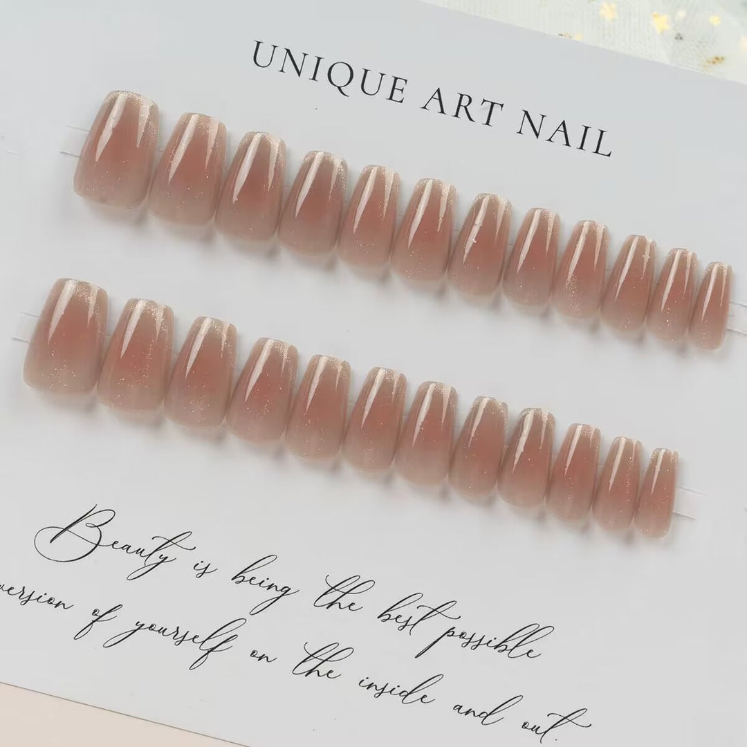 Elegant Nail Art Bowlift