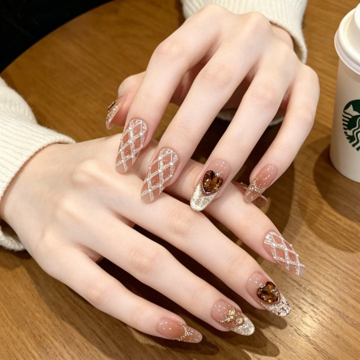 Glamorous Crystal-Embellished Press-On Nail Set Bowlift