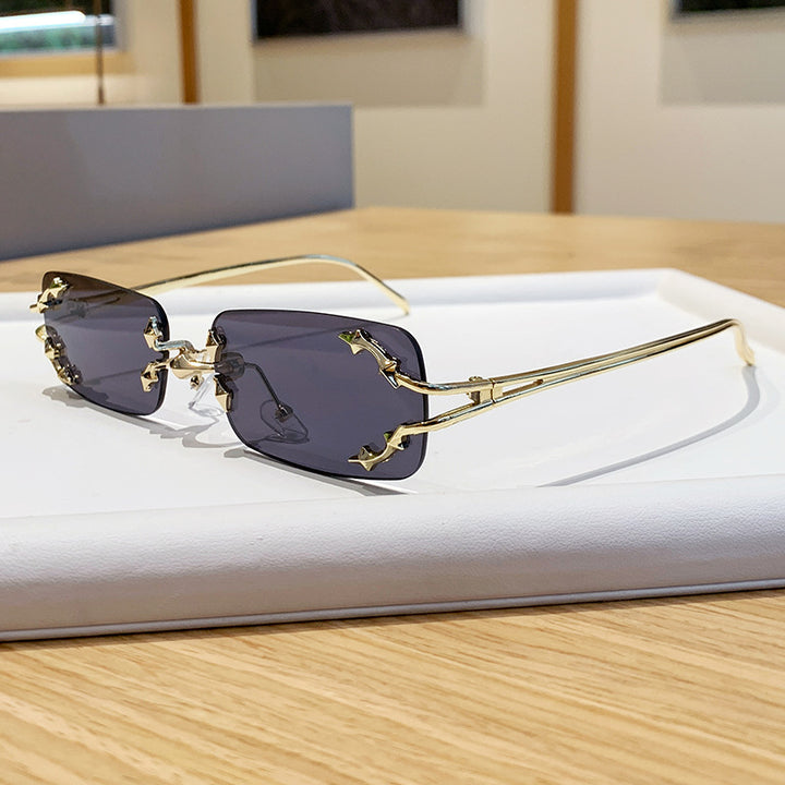 Women's fashionable sunglasses with delicate metal frame and transparent lenses Bowlift