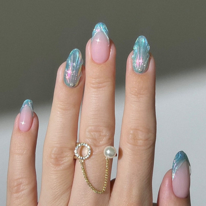 Elegant Heart-Designed Press-On Nail Tips Bowlift