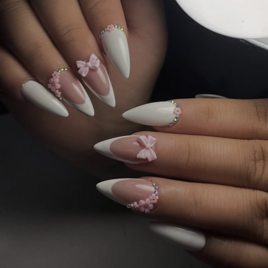 Elegant Stiletto Nail Art Design Bowlift