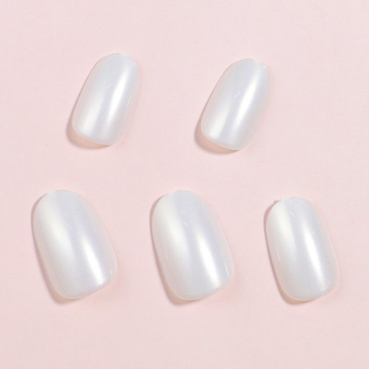 Premium Elegant Glossy Press-On Nail Art Bowlift