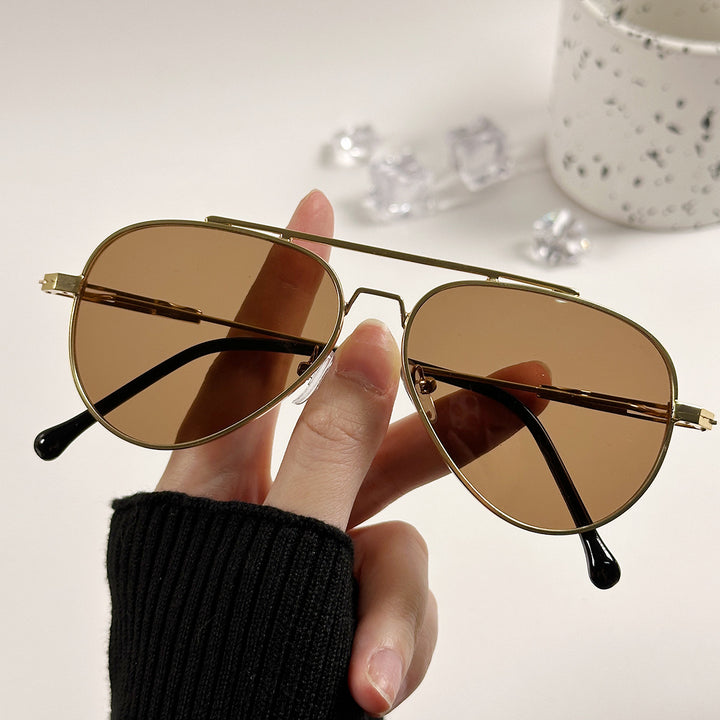 Women's timeless pilot sunglasses with high-quality frame Bowlift