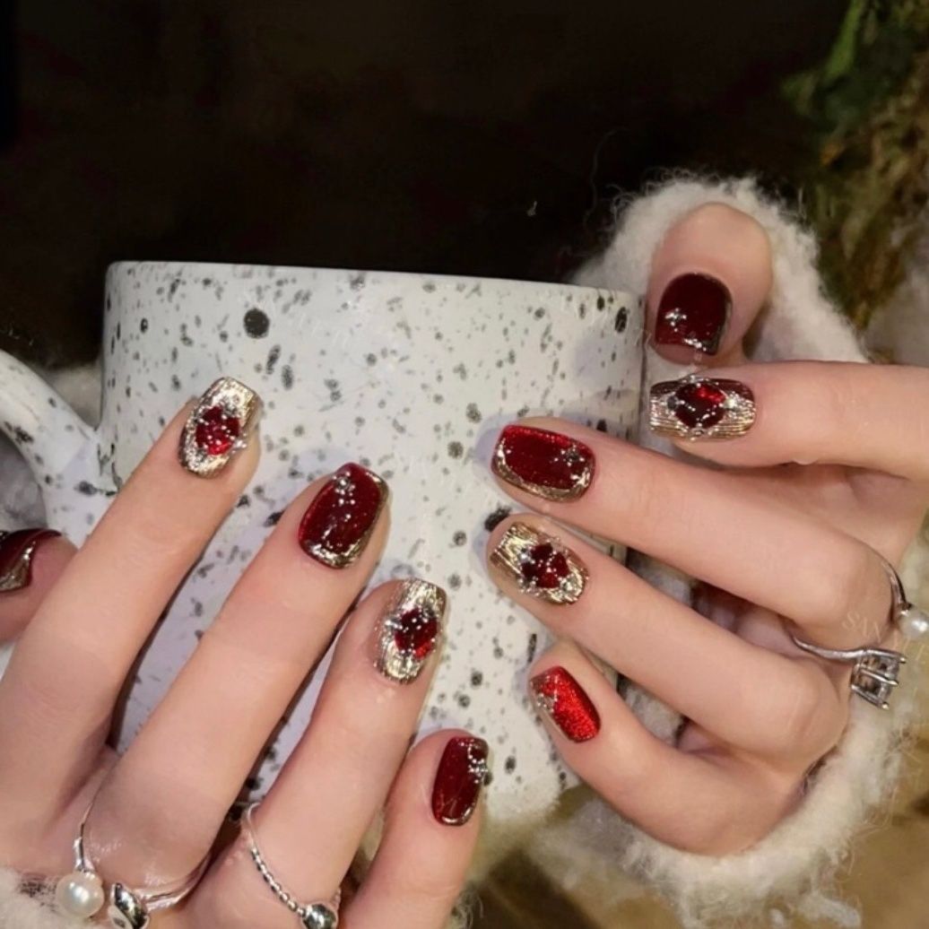 Festive Glamorous Nail Art Set Bowlift