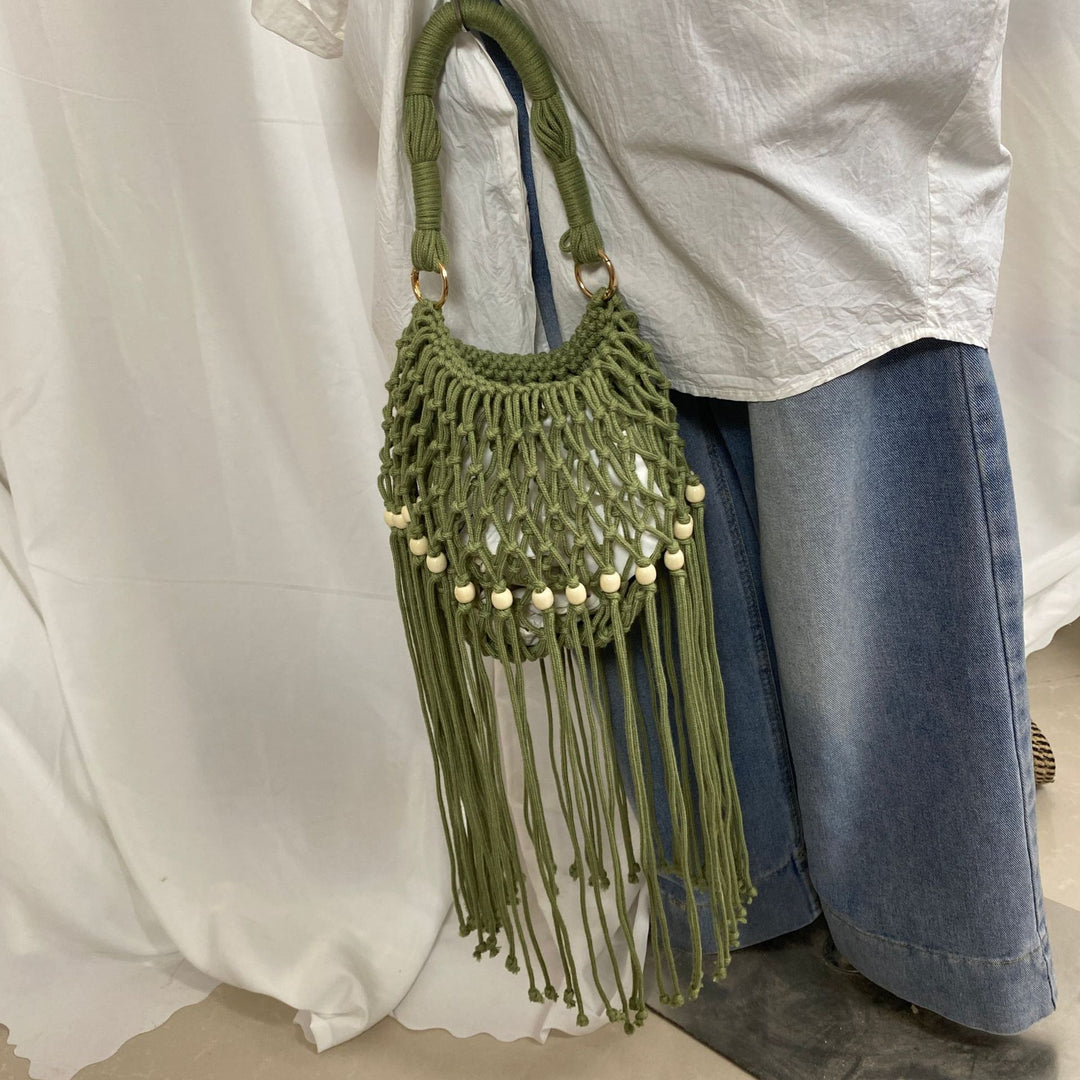 Hand-knotted shoulder bag with tassels Bowlift
