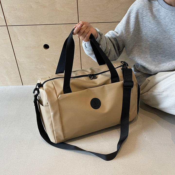 Sleek Waterproof Weekender Duffle Bag Bowlift