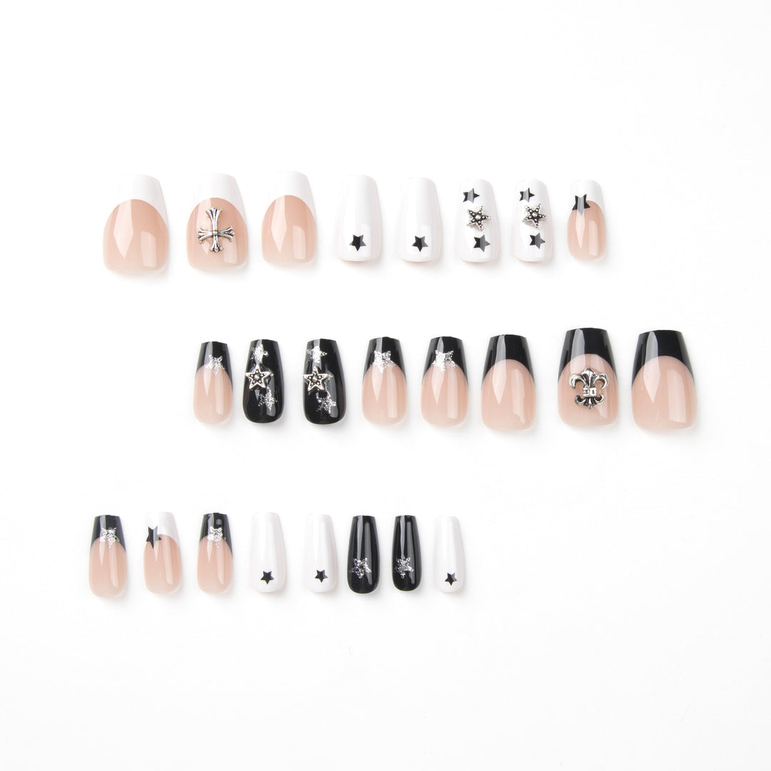 Artful nail art with star motifs and glitter accents Bowlift