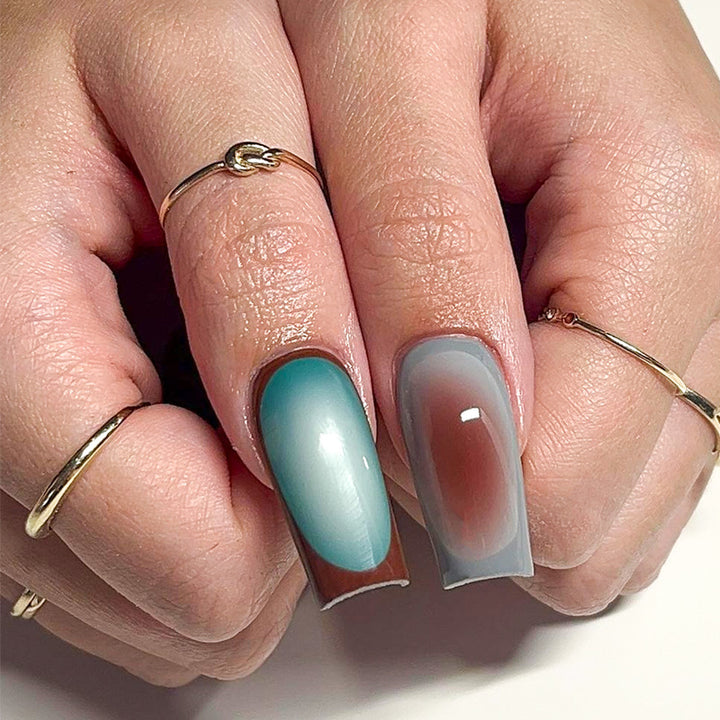 Acrylic nail set with stylish gradient color effects Bowlift