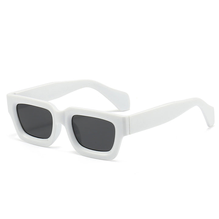 Women's trendy sunglasses with sturdy and transparent frame Bowlift