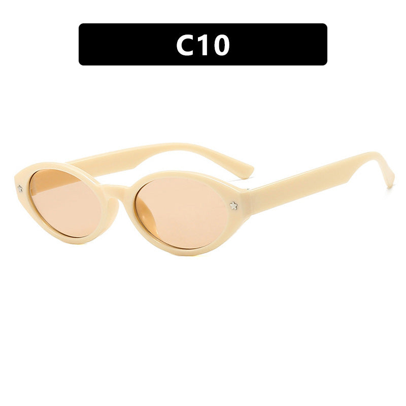 Women's Cat-Eye Sunglasses with Elegant Carry Bag Design Bowlift