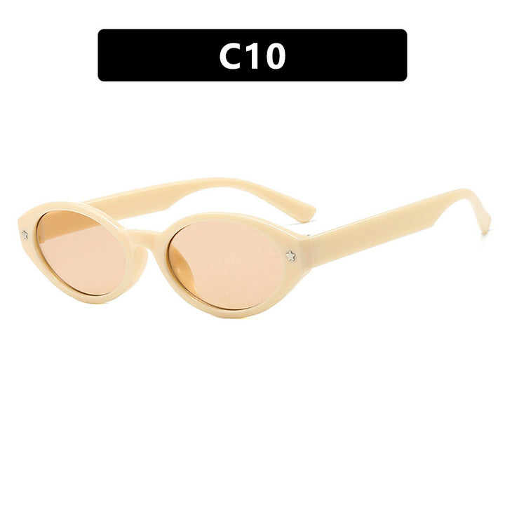 Women's Cat-Eye Sunglasses with Elegant Carry Bag Design Bowlift