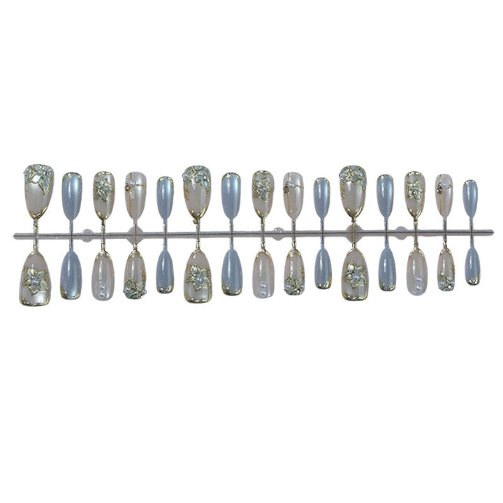 Elegant Floral Embellished Press-On Nail Set Bowlift