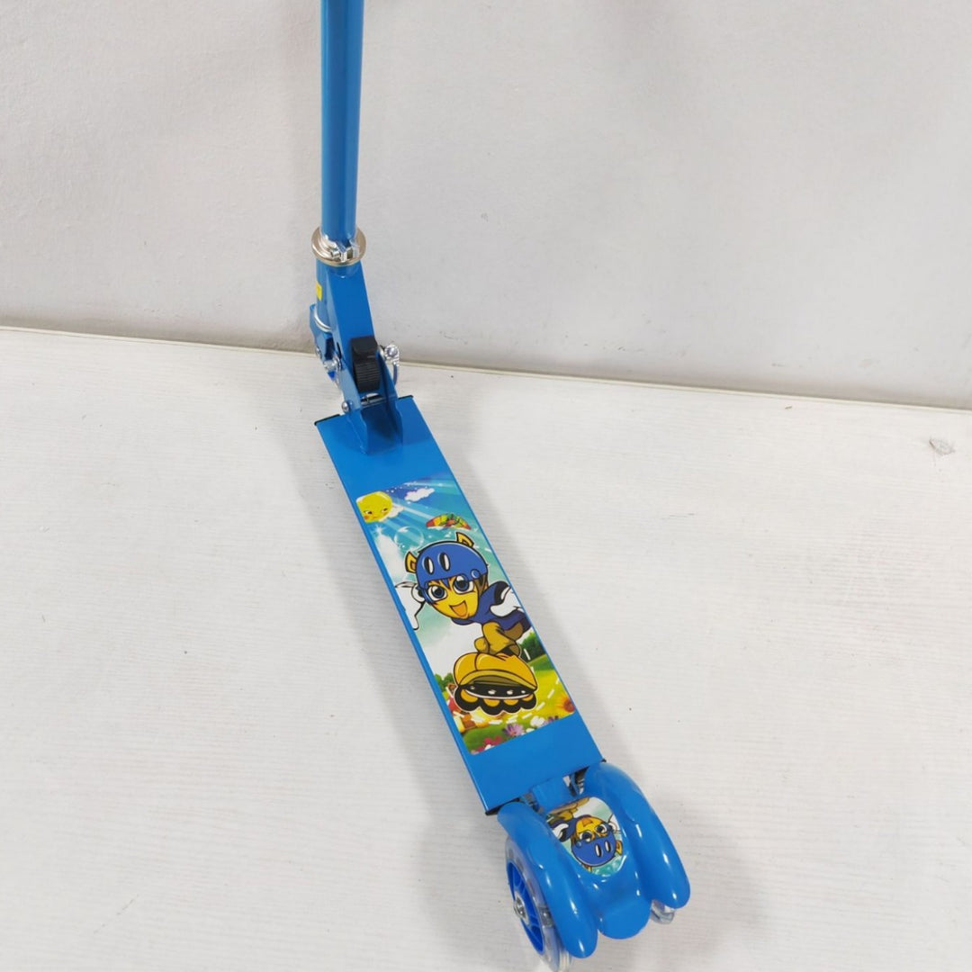 Miniature Design Kick Scooter Bowlift